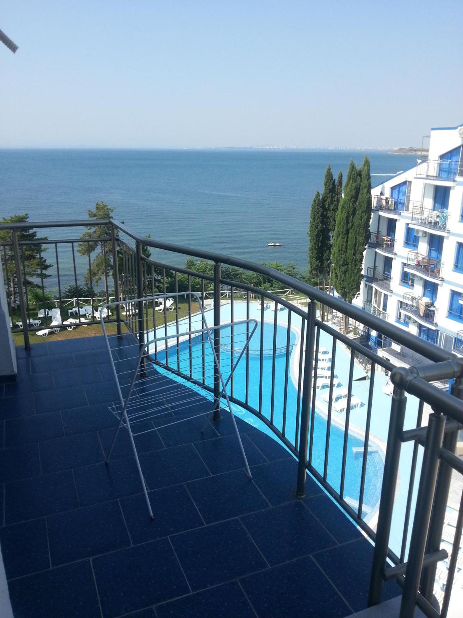 Blue Bay Palace Apart Complex Pomorie Room photo