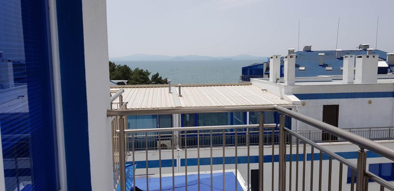 Blue Bay Palace Apart Complex Pomorie Exterior photo