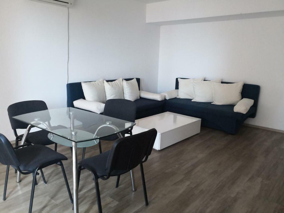 Blue Bay Palace Apart Complex Pomorie Room photo